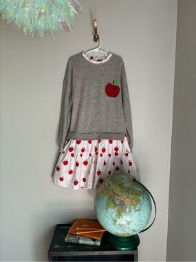 Mini Boden Back to School Apple Sweater Dress Size 8/9 years